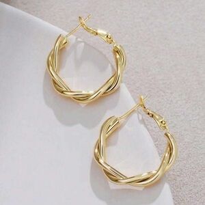 Gold hoop, twist earrings